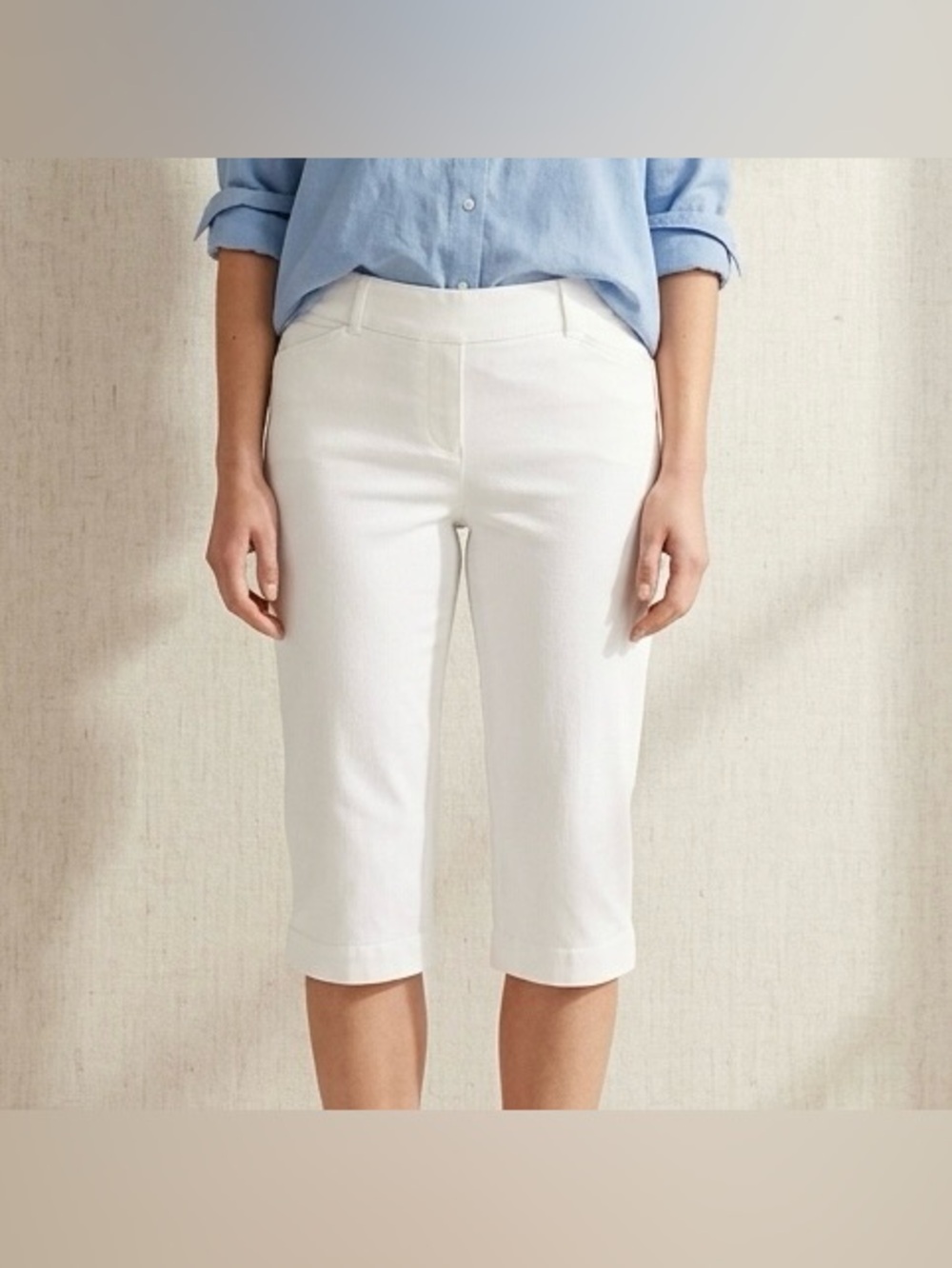 Reitmans White Capris Straight Leg Stretch Trousers Pull On Cropped Pants Size 6